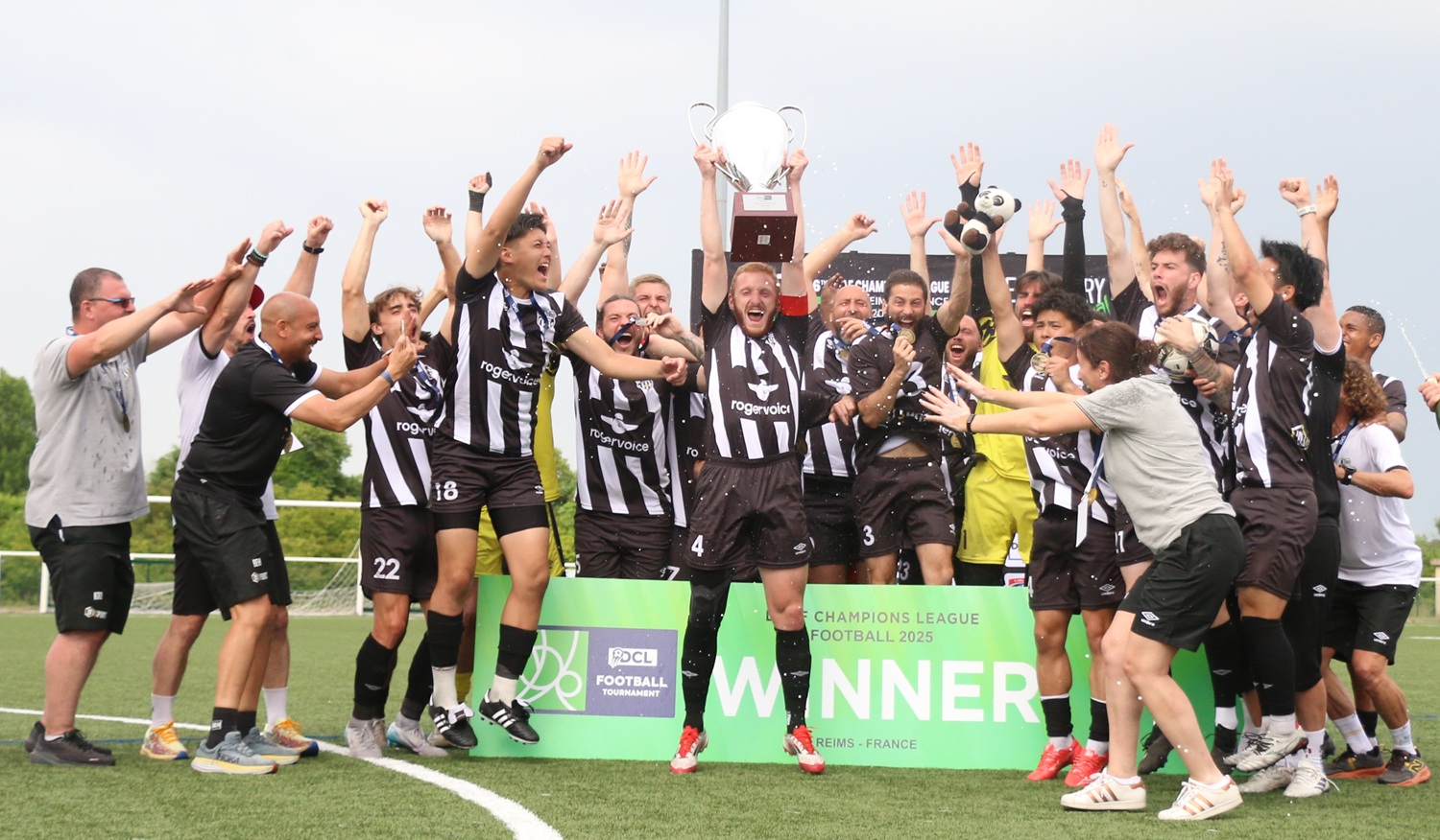 Les sourds du CSS Reims champions d'Europe au bout du suspens • Sport Club