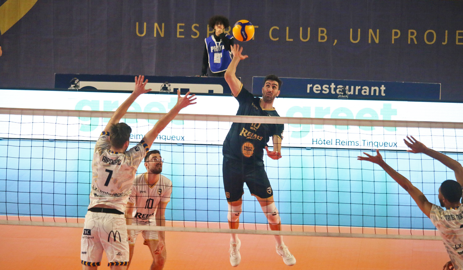 Le Reims Volley 51 confirme face à Fréjus